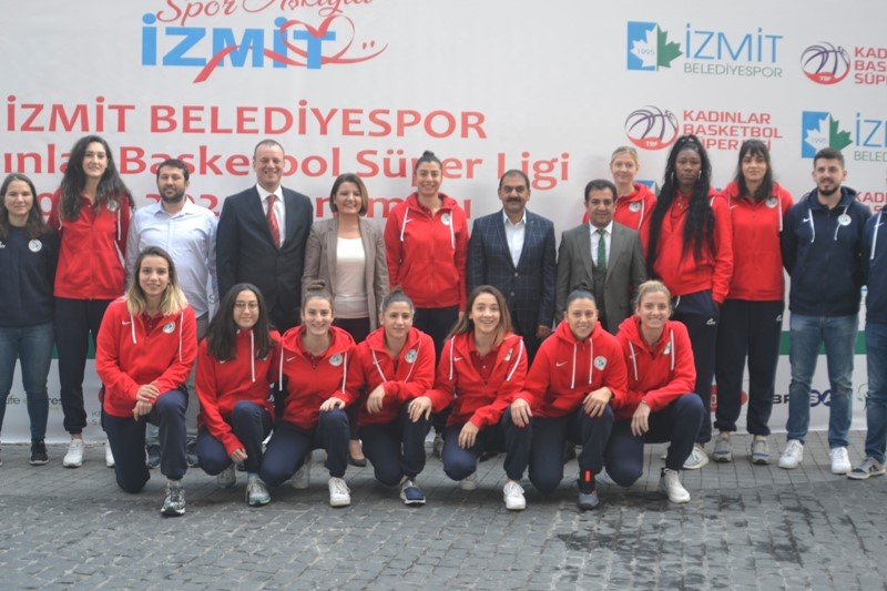 İzmit Belediyespor Kadın Basketbol takımı hedefini Avrupa olarak belirledi
