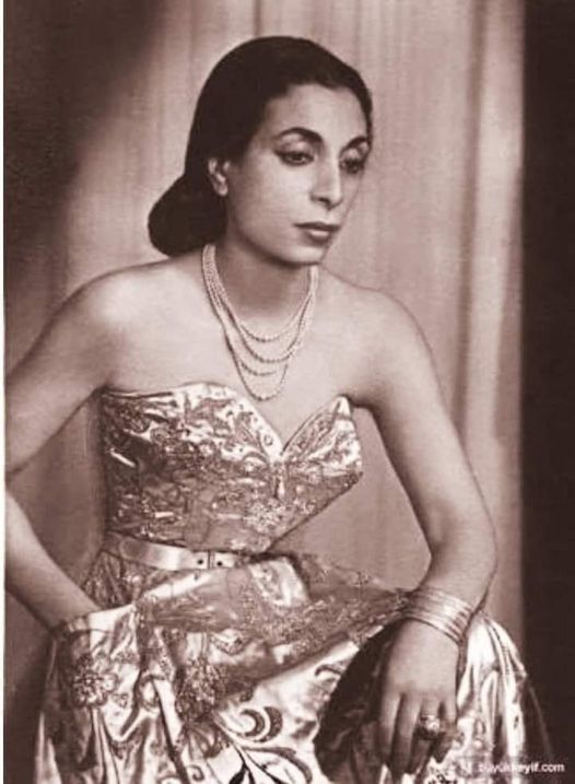 safiye ayla
