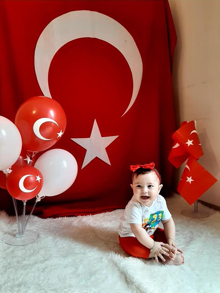 ÇOCUKLARİN GÖZÜNDEN 23 NİSAN FOTOĞRAF YARIŞMAMIZ SONUÇLANDI